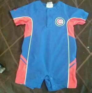 Infant Cubs outfit...